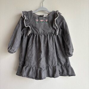 H&M Baby Girls Light Grey Embroidered Flowers Ruffle Long Sleeve Dress 9-12M